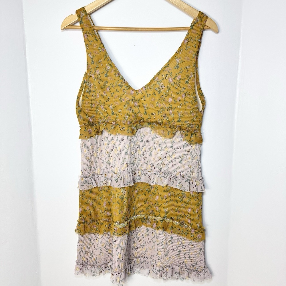 Show Me Your MuMu Ditsy Floral Tiered Pearl Mini Dress XS Boho Festival Fairy - Picture 3 of 12